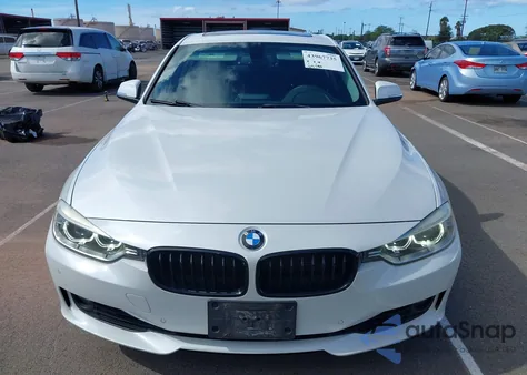 2015 BMW 328I z USA, uszkodzony, nr VIN WBA3A5G58FNS88237